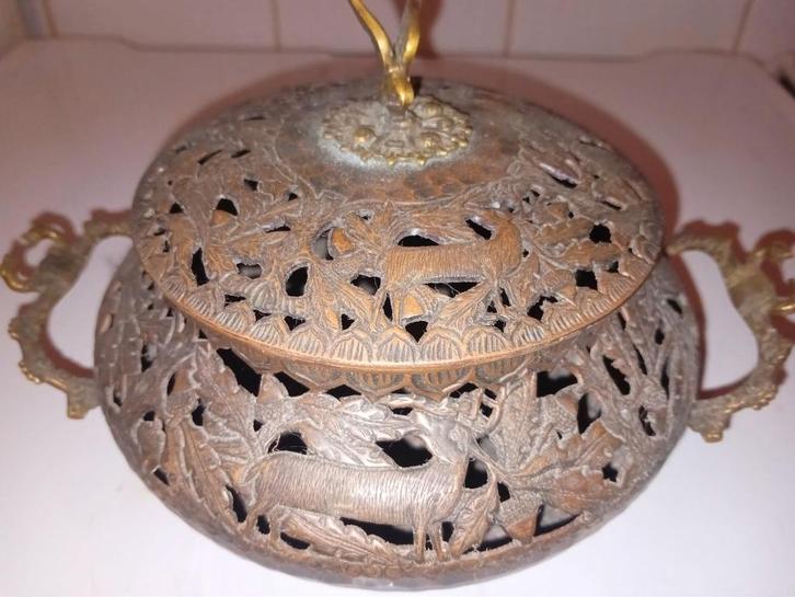 magnifique diffuseur d'arôme antique en cuivre rouge indien, Antiquités & Art, Curiosités & Brocante, Enlèvement ou Envoi