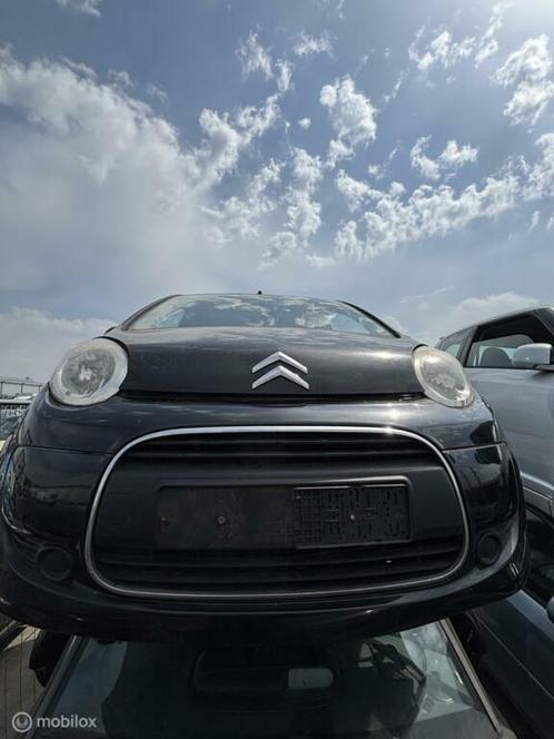 Voorbumper Citroen C1 I ('05-'15), Auto-onderdelen, Carrosserie, Bumper, Citroën, Voor, Gebruikt, Ophalen of Verzenden