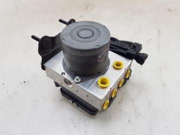 ABS POMP Toyota Yaris Cross (PB1 / PJ1) (01-2020/-) beschikbaar voor biedingen
