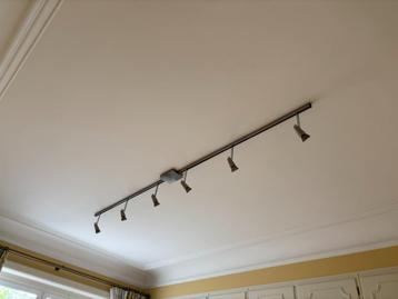 Ophangplek beschikbaar voor biedingen