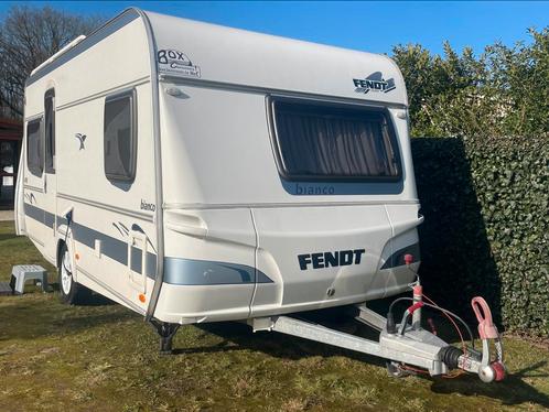 Caravan Fendt 470 met luifel, rondzit, fransbed, fietsenrek, Caravans en Kamperen, Caravans, Bedrijf, Rondzit, Fendt, Fietsenrek