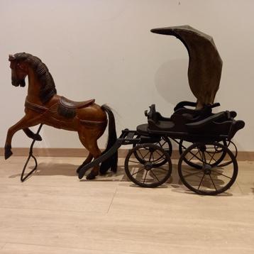 Vintage houten carrousel paard met kar 60 cm hoog beschikbaar voor biedingen