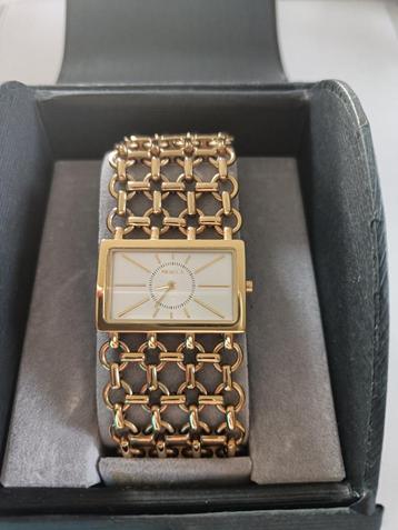 Goudkleurige dameshorloge van Rodania  beschikbaar voor biedingen