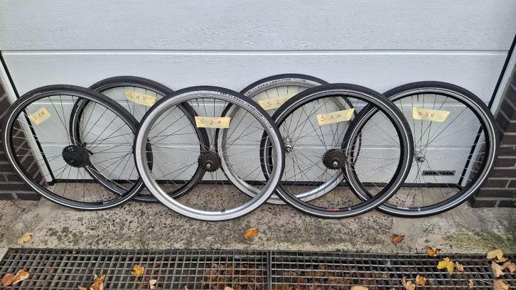 28" fiets wielset voorwiel achterwiel zijn in perfecte staat, Fietsen en Brommers, Fietsonderdelen, Zo goed als nieuw, Wiel, Ophalen