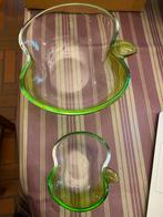 2 glazen fruitschalen in groen/doorzichtig glas, Antiek en Kunst, Antiek | Glaswerk en Kristal, Ophalen
