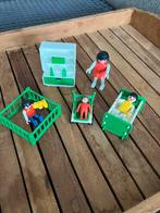 vintage crèche  Playmobil + 4 personnages + accessoires, Enfants & Bébés, Jouets | Playmobil, Enlèvement ou Envoi