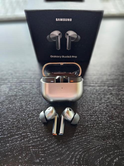Galaxy Buds3 PRO met garantie, Telecommunicatie, Mobiele telefoons | Oordopjes, Zo goed als nieuw, In oorschelp (earbud), Bluetooth