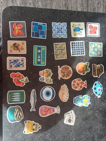 28 leuke stickers beschikbaar voor biedingen