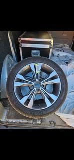 Mercedes velgen + winterbanden michelin green x, Ophalen, 18 inch, 245 mm, Banden en Velgen