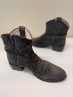 Bottines western en cuir suédé Sendra taille 38, Vêtements | Femmes, Chaussures, Sendra, Gris, Enlèvement ou Envoi, Boots et Botinnes