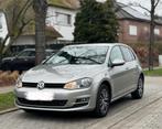 Belle VW Golf à vendre avec seulement 7000km !, 5 places, Carnet d'entretien, Beige, Tissu