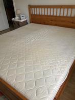 Bed met matras 1 m80, Ophalen, Bruin, Tweepersoons, 180 cm
