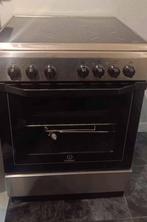 Cuisinière vitrocéramique, Electroménager, Cuisinières, 4 zones de cuisson, Enlèvement, Utilisé, Air chaud