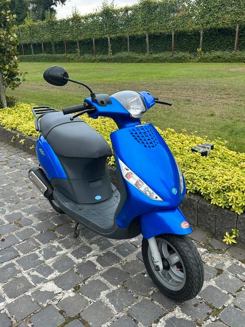 Piaggio zip 2000 2 takt, Fietsen en Brommers, Scooters | Piaggio, Zo goed als nieuw, Zip, Klasse A (25 km/u), Ophalen