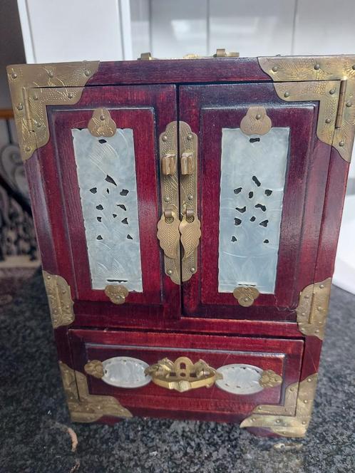 Chinees juwelen kistje, Antiek en Kunst, Antiek | Woonaccessoires, Ophalen