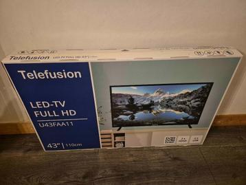 Grote NIEUWE LED-televisie van 110 cm beschikbaar voor biedingen