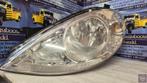 Liaisons Koplamp Mercedes-Benz Classe A (W169) A1698200161, Mercedes-Benz AG, Mercedes-Benz, Utilisé, Mercedesstrasse 120
70372  Stuttgart, DE