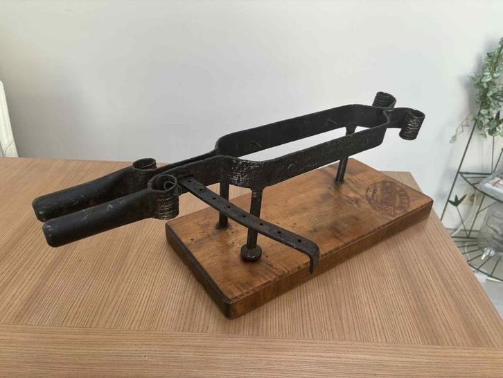 Support vintage pour Jambon, Maison & Meubles, Cuisine | Ustensiles de cuisine, Utilisé, Enlèvement