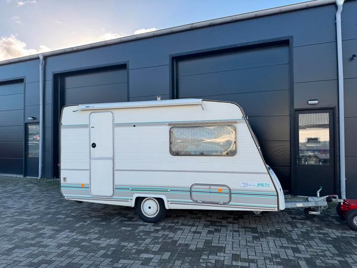 Caravelair Bamba 395 TS, Caravans en Kamperen, Caravans, Bedrijf, tot en met 3, 500 - 750 kg, Rondzit, Caravelair, Dwarsbed, Lengtebed