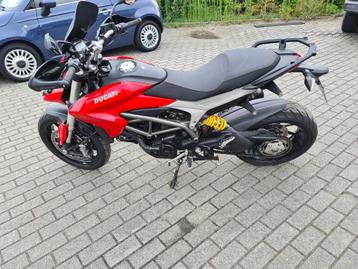 Ducati Hypermotard 821, Permis Moto A, Entreprise, Plus de 35 kW, 2 cylindres