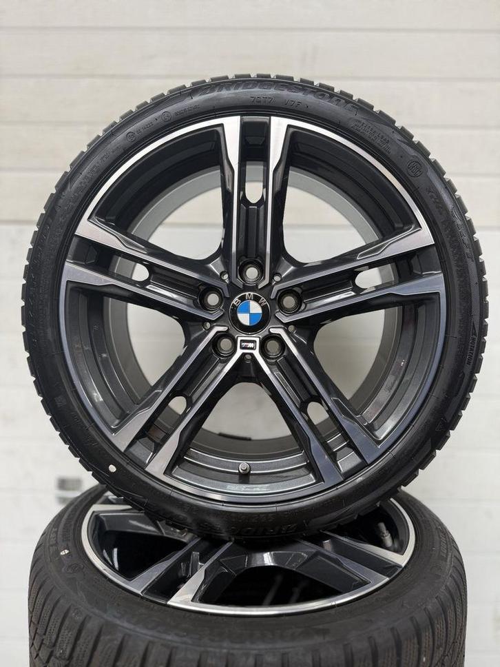 #2 18’’ BMW 1 SERIE F40 F44 VELGEN WINTERBANDEN ORIG TPMS 81, Auto-onderdelen, Banden en Velgen, Banden en Velgen, Winterbanden