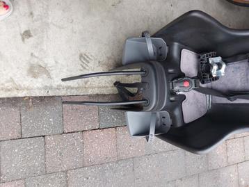 Fietsstoeltje  beschikbaar voor biedingen