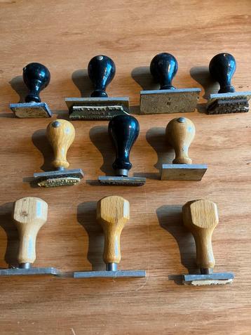10 vintage stempels (C) beschikbaar voor biedingen