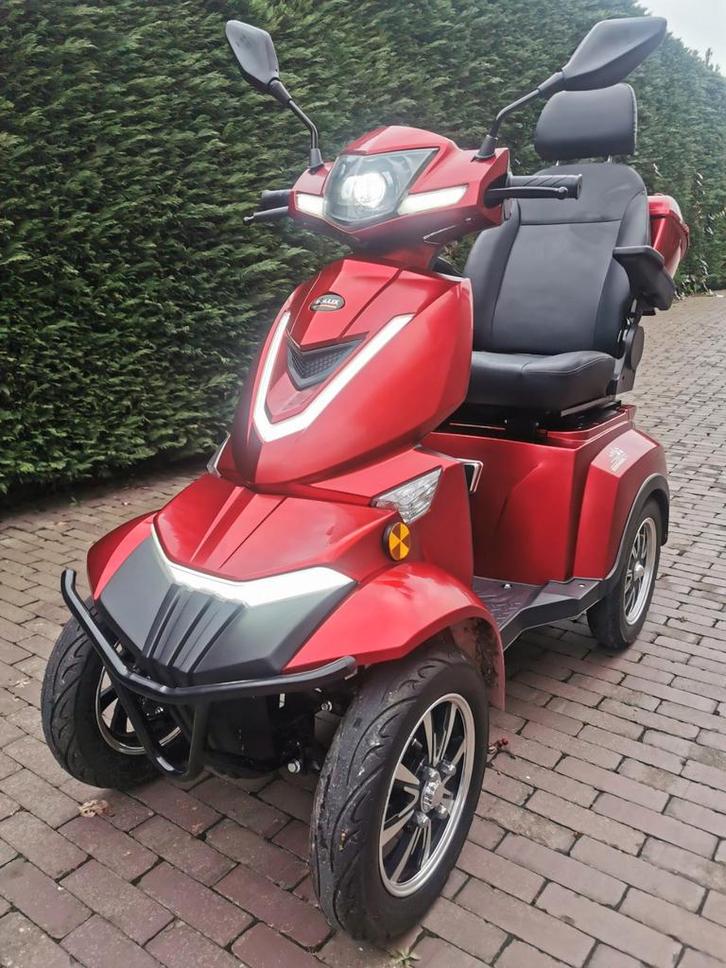 Trottinette Mobility Rollex 4 roues presque neuve 0488826971, Divers, Chaises roulantes, Comme neuf, Fauteuil roulant électrique