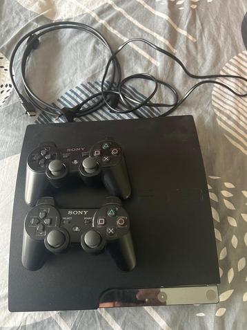 Playstation 3 + 2 controllers + 32 games beschikbaar voor biedingen