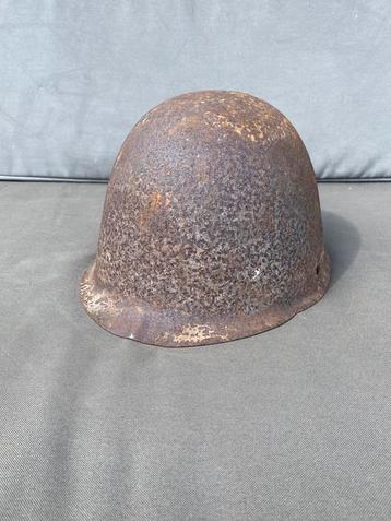 Poolse helm beschikbaar voor biedingen