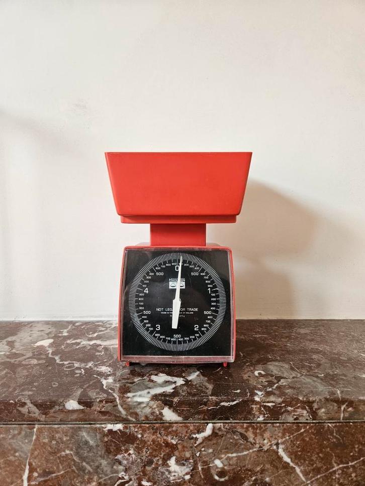 Vintage keukenweegschaal, Elektronische apparatuur, Weegschalen, Zo goed als nieuw, Analoog, Keukenweegschaal, Ophalen of Verzenden
