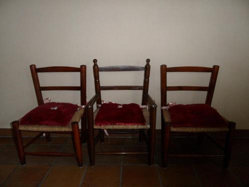 3 morceaux de chaises pour tout-petits en osier, Enfants & Bébés, Chambre d'enfant | Tables & Chaises, Utilisé, Chaise(s), Enlèvement ou Envoi