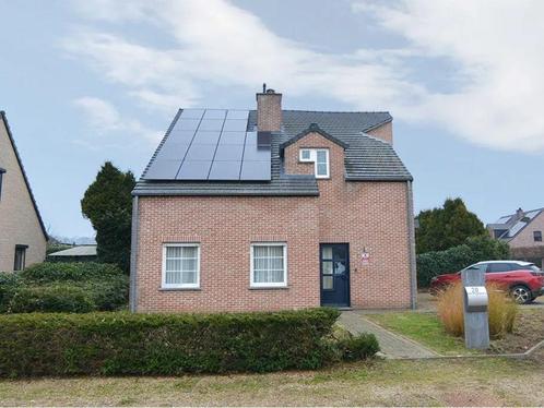 Woning te koop in Maaseik, 3 slpks, Immo, Huizen en Appartementen te koop, Vrijstaande woning, B