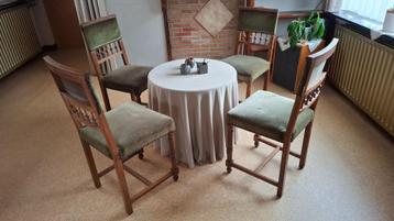 velours stoelen  beschikbaar voor biedingen
