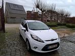 Ford Fiesta benzine 2012, Auto's, Euro 5, Stof, Zwart, Wit
