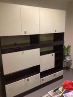 Wandmeubel, Ophalen, Gebruikt, Met deur(en), 200 cm of meer