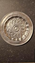 Carton en fer blanc avec « fleur » spéciale, Antiquités & Art, Antiquités | Étain, Enlèvement