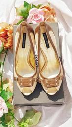 Chique bruin-beige pumps (Spaans ontwerp), Kleding | Dames, Nieuw, Beige, Ophalen of Verzenden, Pumps