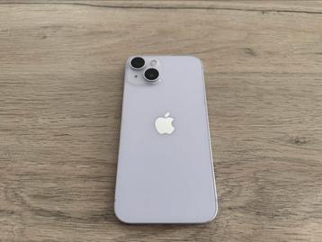 iPhone 14 paars krasvrije scherm goede staat!! beschikbaar voor biedingen