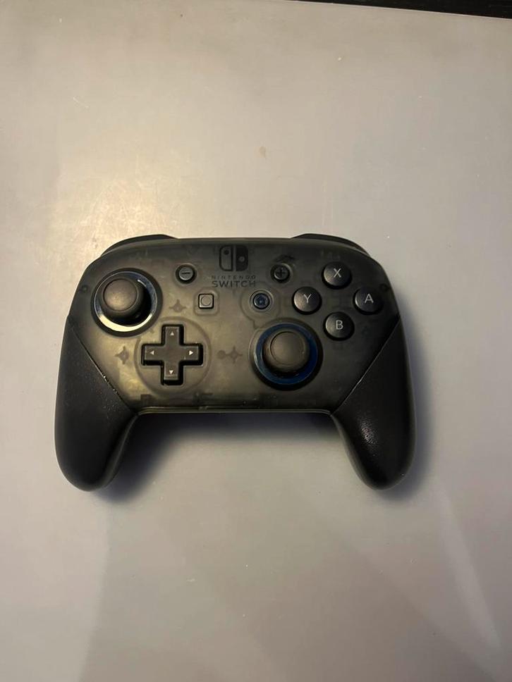 Nintendo Switch Pro Controller-controllers in perfecte staat, Games en Spelcomputers, Spelcomputers | Nintendo Consoles | Accessoires
