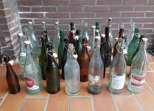 Allerlei verschillende oude flessen van bier en brouwerijen, Verzamelen, Biermerken, Ophalen