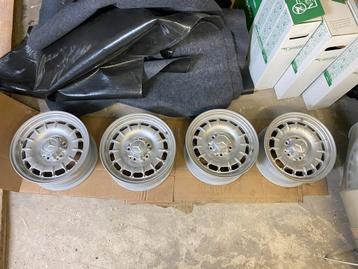 Jantes, velgen mercedes oldtimer wheels beschikbaar voor biedingen