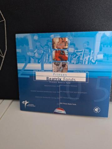 Nederland 2005 Beatrix Fonds euromunten set goede doelen beschikbaar voor biedingen