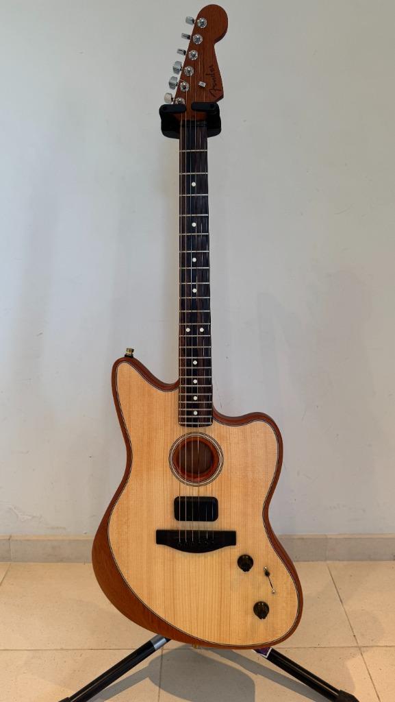 American Acoustasonic Jazzmaster Natural, Muziek en Instrumenten, Snaarinstrumenten | Gitaren | Akoestisch, Zo goed als nieuw