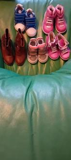 Un des chaussures bonne qualité a vendre., Enfants & Bébés, Vêtements de bébé | Chaussures & Chaussettes, Enlèvement ou Envoi