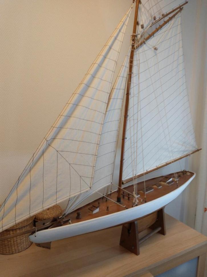 zeilboot, Hobby en Vrije tijd, Modelbouw | Boten en Schepen, Zo goed als nieuw, Ophalen