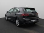Volkswagen Golf VIII 1.0 eTSI 81kW Life DSG, Auto's, Volkswagen, Stof, Gebruikt, 1302 kg, Zwart