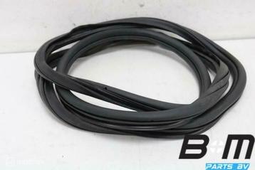 Portierrubber rechtsvoor VW Golf 7 5G4867912B beschikbaar voor biedingen