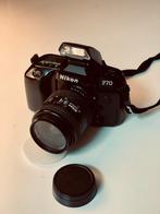 Appareil photo reflex argentique Nikon F70 + accessoires, Enlèvement, Utilisé, Nikon