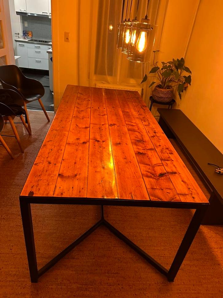 Eettafel, Huis en Inrichting, Tafels | Eettafels, Zo goed als nieuw, 100 tot 150 cm, 200 cm of meer, Vijf personen of meer, Rechthoekig